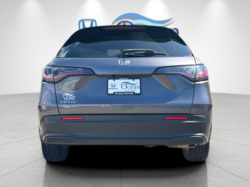 Used 2023 Honda HR-V LX image 4
