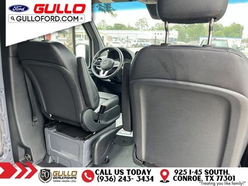 Used 2024 Mercedes-Benz Sprinter 2500 image 15