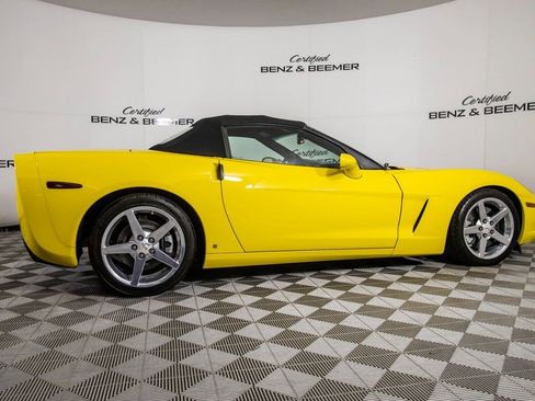 Used 2006 Chevrolet Corvette Convertible w/ Preferred Equipment Group image 10