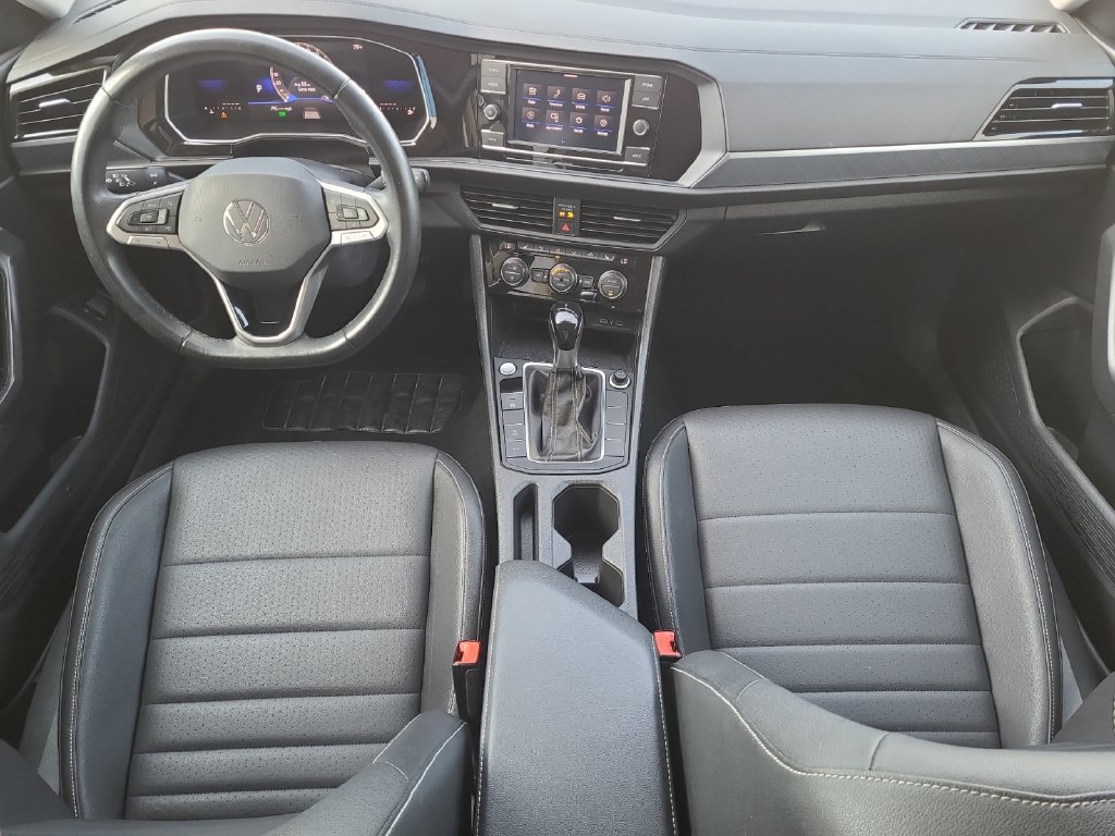 Used 2024 Volkswagen Jetta SE FWD image 10