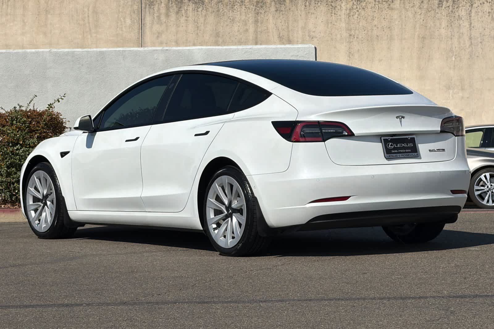 Used 2022 Tesla Model 3 RWD image 7