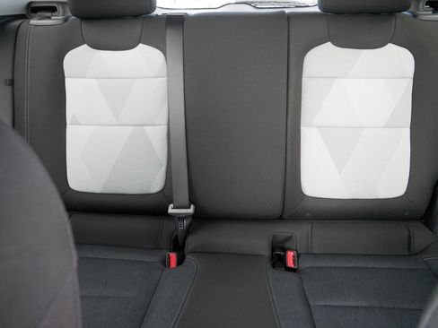 Used 2024 Chevrolet Trax LS w/ LS Convenience Package image 13