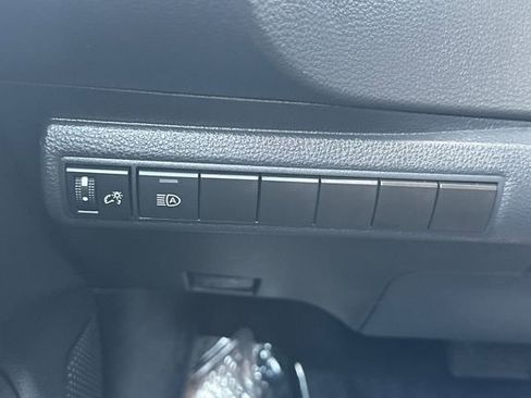 Certified 2022 Toyota Corolla LE image 34