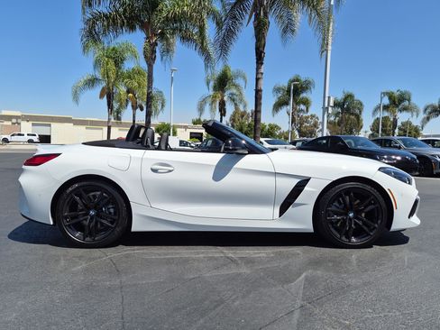 New 2026 BMW Z4 sDrive30i w/ Premium Package RWD image 11