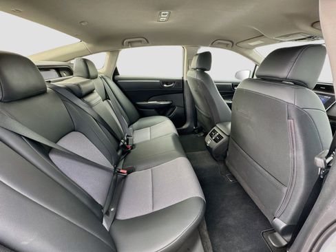 Used 2019 Honda Clarity Plug-In Hybrid image 18