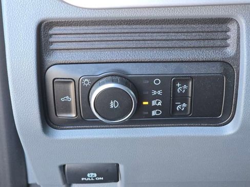 Used 2025 Ford F250 XLT w/ FX4 Off-Road Package image 26