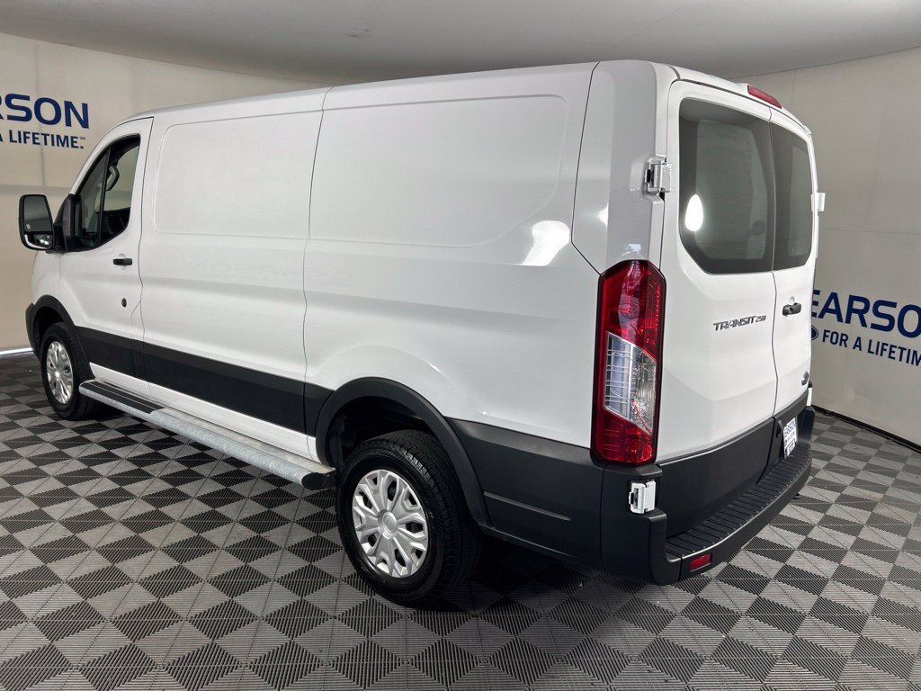 Used 2025 Ford Transit 250 Low Roof w/ Exterior Upgrade Package RWD image 8