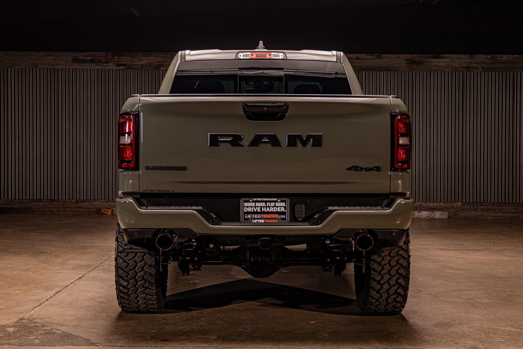 Used 2026 RAM 1500 Laramie w/ Night Edition AWD/4WD image 9