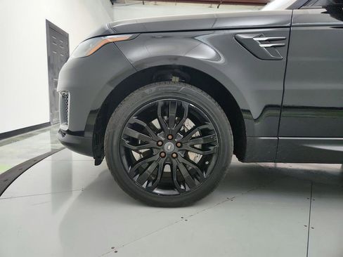 Used 2020 Land Rover Range Rover Sport SE image 31