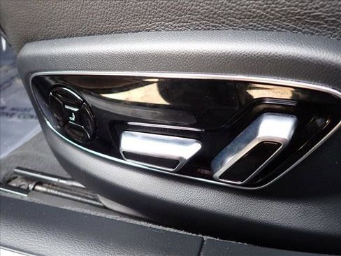 Used 2019 Audi A8 L 3.0T image 12