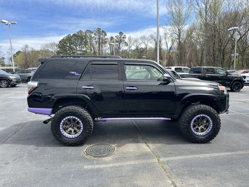 Used 2021 Toyota 4Runner TRD Off-Road Premium w/ Moonroof Package image 10