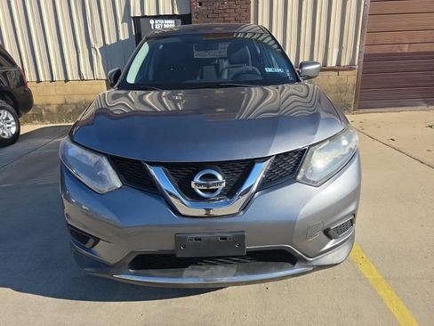 Used 2016 Nissan Rogue S AWD/4WD image 2