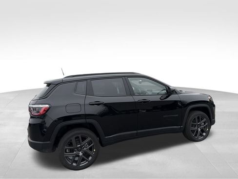 New 2026 Jeep Compass Limited w/ Sun, Sound & Navigation Group image 7