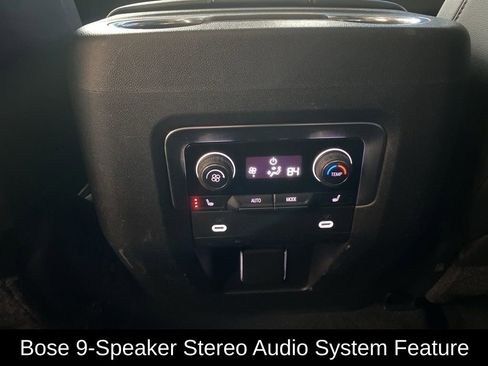 Used 2021 Chevrolet Suburban LT w/ LT Signature Package image 13