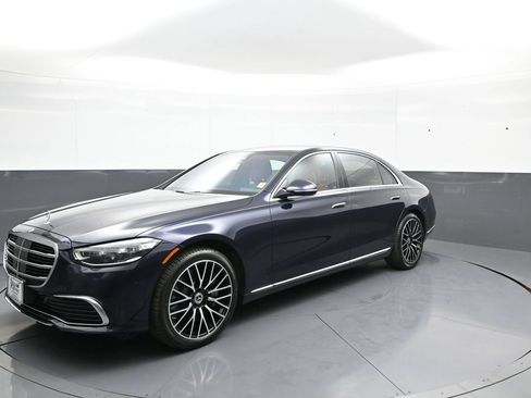Used 2026 Mercedes-Benz S 580 4MATIC Sedan image 1