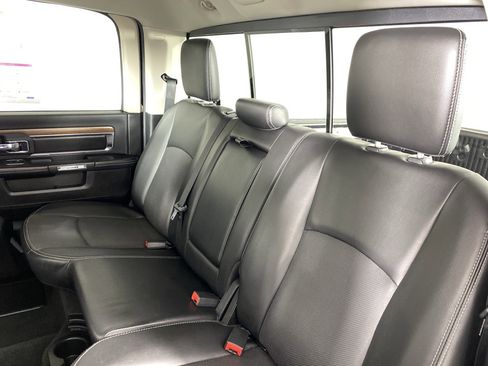 Used 2014 RAM 1500 Laramie w/ Convenience Group image 32