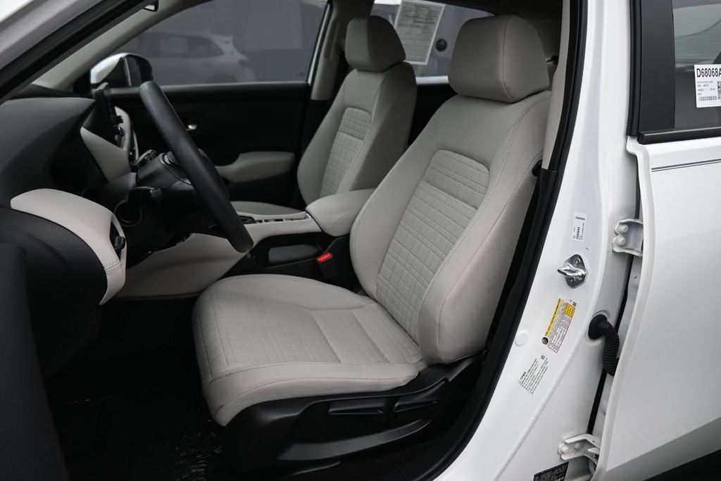Used 2024 Honda HR-V LX image 13