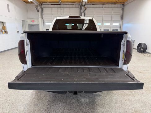 Used 2019 Toyota Tundra SR RWD image 10