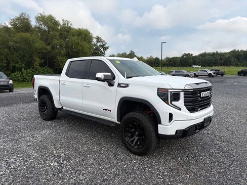 Used 2022 GMC Sierra 1500 AT4 w/ AT4 Preferred Package AWD/4WD image 16