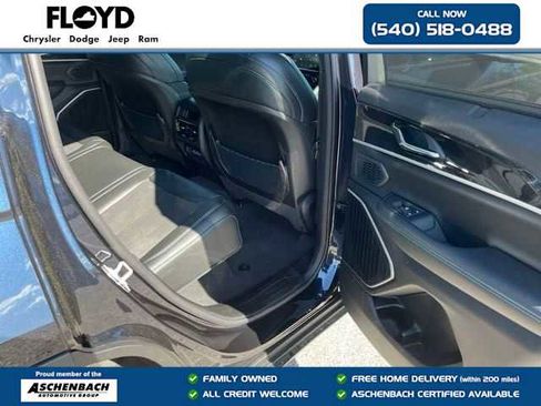 New 2024 Jeep Grand Cherokee Trailhawk w/ Advanced Protech Group II image 28