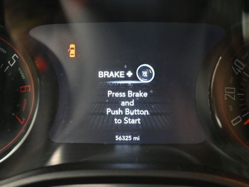 Used 2019 Dodge Challenger R/T w/ Driver Convenience Group image 12