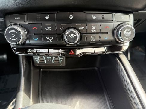 Used 2021 Dodge Durango GT image 21