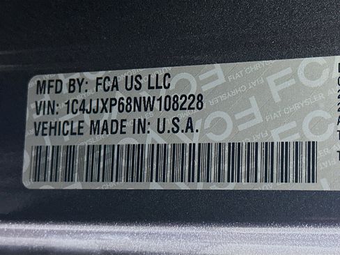 Used 2022 Jeep Wrangler Sahara w/ Cold Weather Group image 12