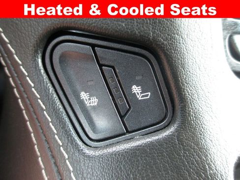 Used 2019 Chevrolet Tahoe LT image 17