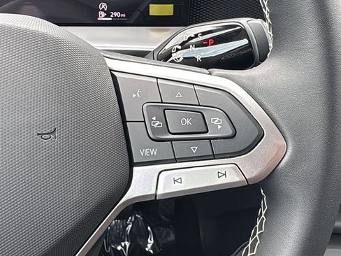 New 2026 Volkswagen Tiguan SE FWD image 20