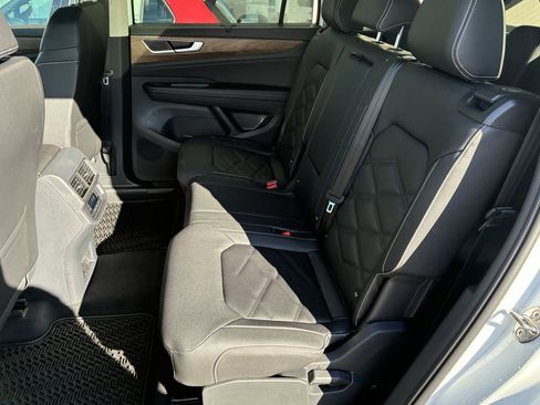 New 2026 Volkswagen Atlas SE image 30