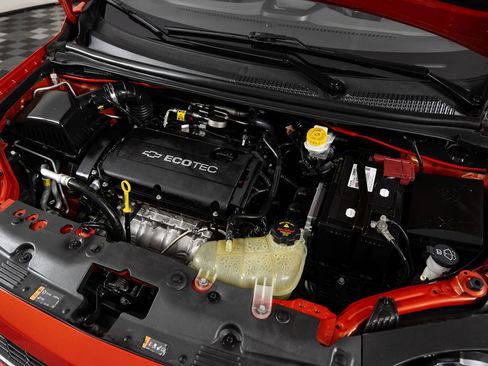 Used 2012 Chevrolet Sonic LT image 40