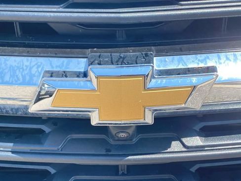 Used 2024 Chevrolet Traverse LS AWD/4WD image 11