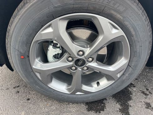 New 2026 Ford Escape ST-Line w/ Cold Weather Package image 9