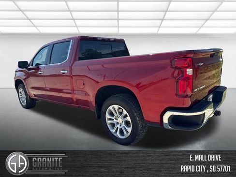 Used 2025 Chevrolet Silverado 1500 LTZ AWD/4WD image 3
