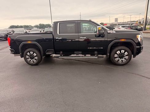 Used 2024 GMC Sierra 2500 Denali AWD/4WD image 7