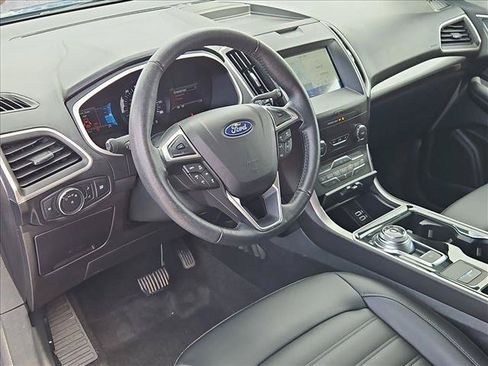Used 2020 Ford Edge SEL w/ Cold Weather Package AWD/4WD image 13