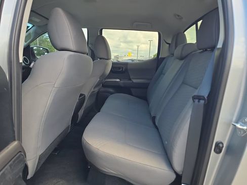 Used 2023 Toyota Tacoma SR5 RWD image 13