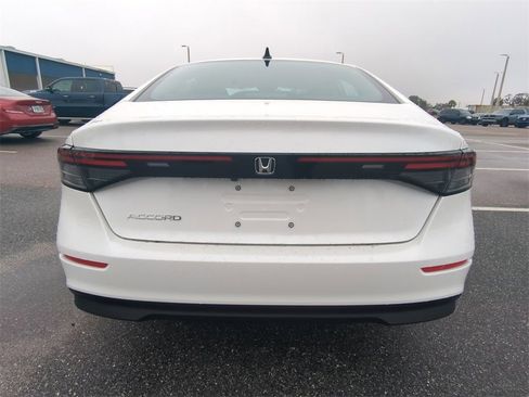 New 2026 Honda Accord SE image 5