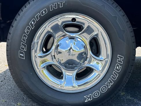 Used 2001 Ford Expedition Eddie Bauer RWD image 2