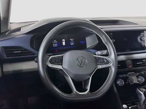 Used 2023 Volkswagen Taos SE FWD image 18