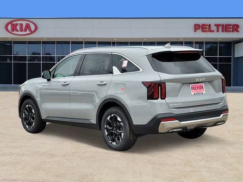 New 2026 Kia Sorento S FWD image 3