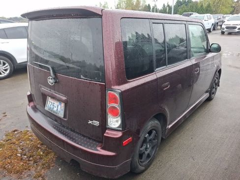 Used 2005 Scion xB image 5