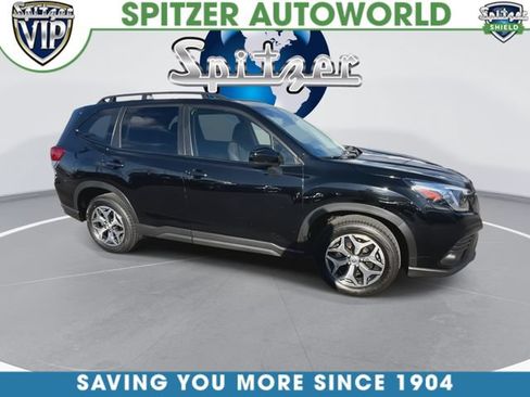 Used 2023 Subaru Forester Premium AWD/4WD image 2