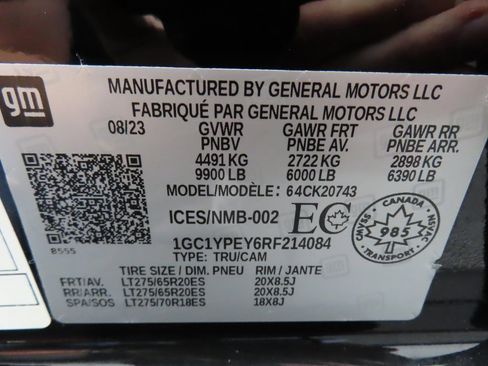 Used 2024 Chevrolet Silverado 2500 LTZ w/ LTZ Plus Package image 83