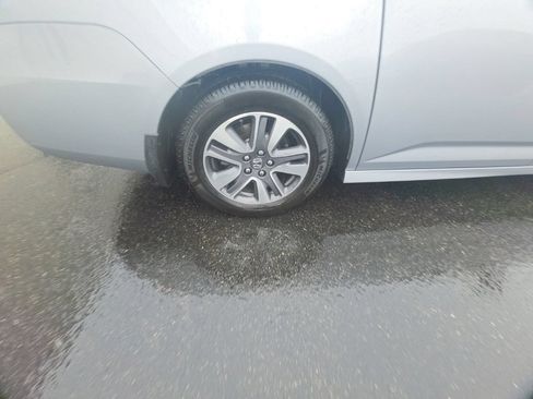 Used 2017 Honda Odyssey Touring image 10