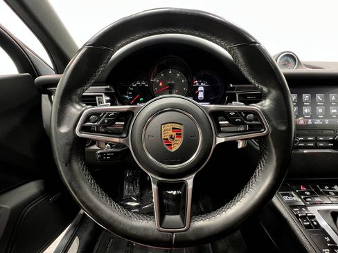 Used 2018 Porsche Macan S w/ Premium Package Plus AWD/4WD image 25