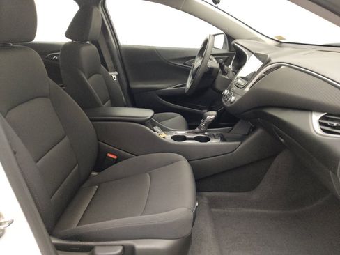 Used 2024 Chevrolet Malibu LS FWD image 21