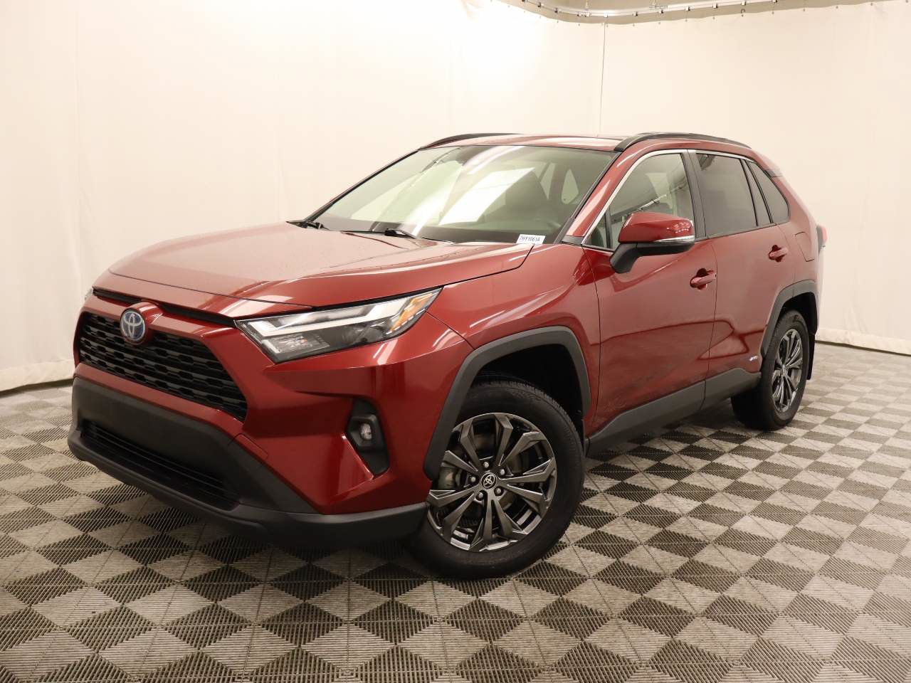 Used 2023 Toyota RAV4 XLE Premium AWD/4WD image 1
