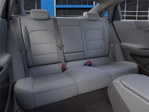 New 2025 Chevrolet Malibu LT image 17