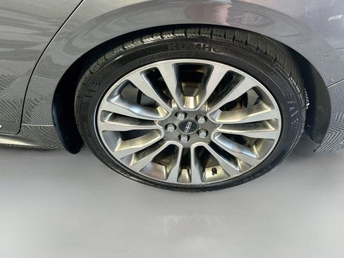Used 2017 Lincoln Continental Reserve w/ Luxury Package AWD/4WD image 31